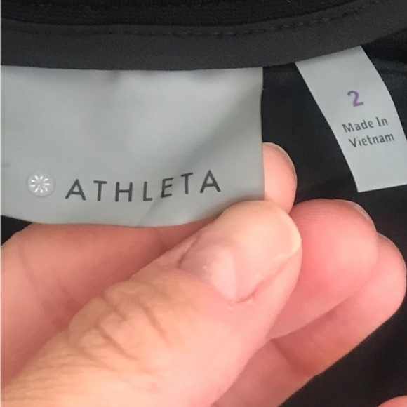 Womens Athleta pointe knit 2.0  with zippers - Picture 4 of 9